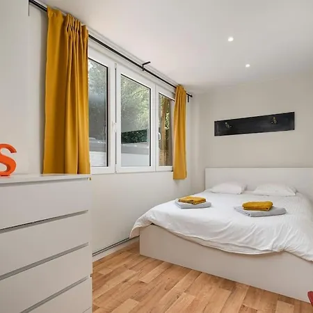 Amazing A Avec Jardin * Льеж