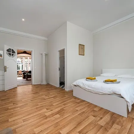 Amazing A Avec Jardin * Льеж